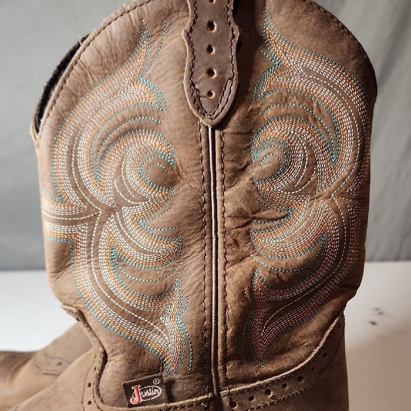 Justin Boots - Picture 3 of 10